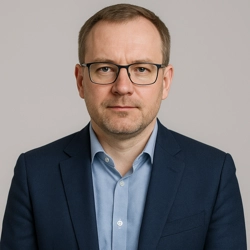 Serge – Experienced Affiliate Marketer and WordPress Plugin Developer